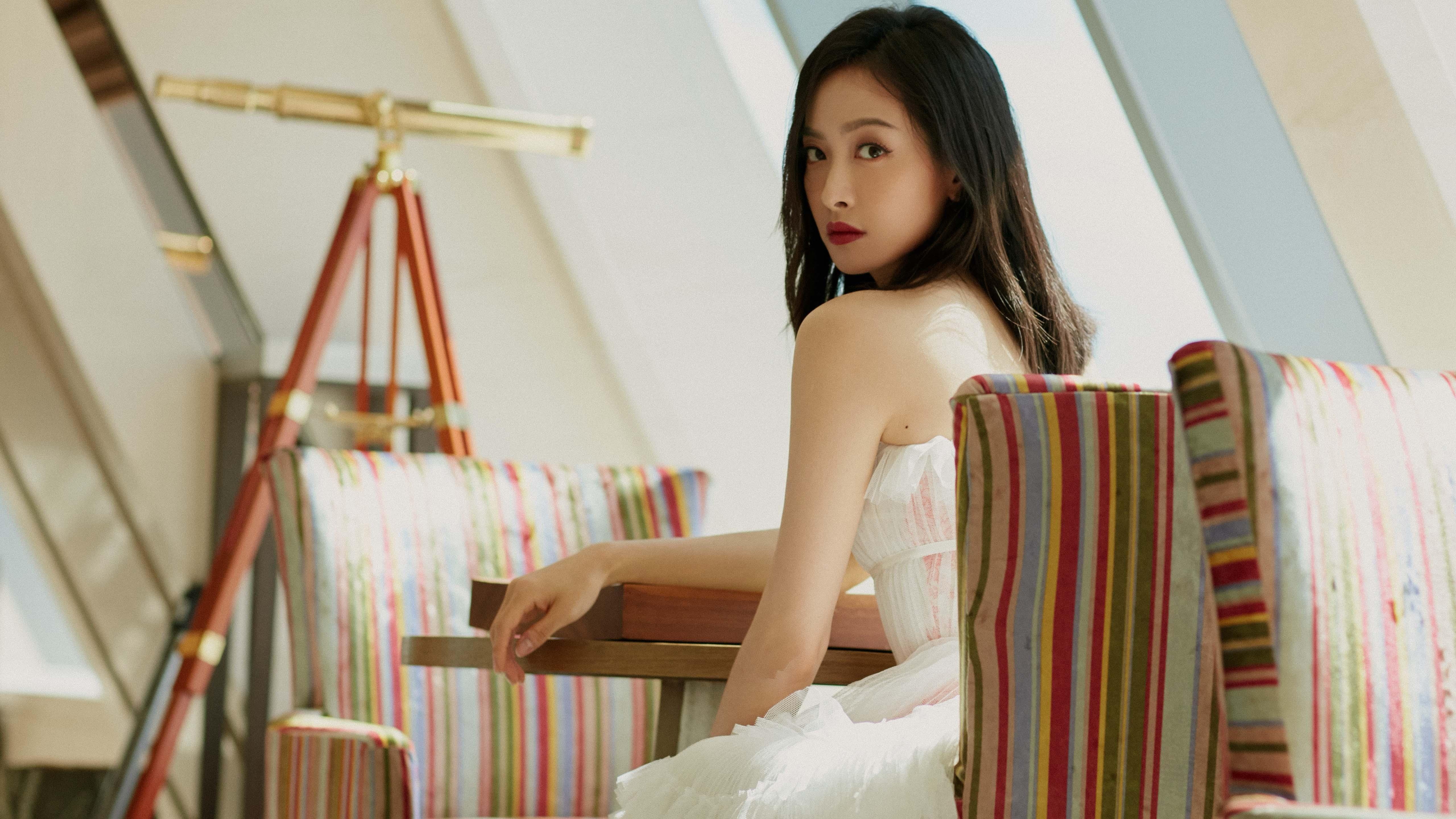 中国香港队如何加强国际合作与交流，提升团队战术执行力，香港队一起合影